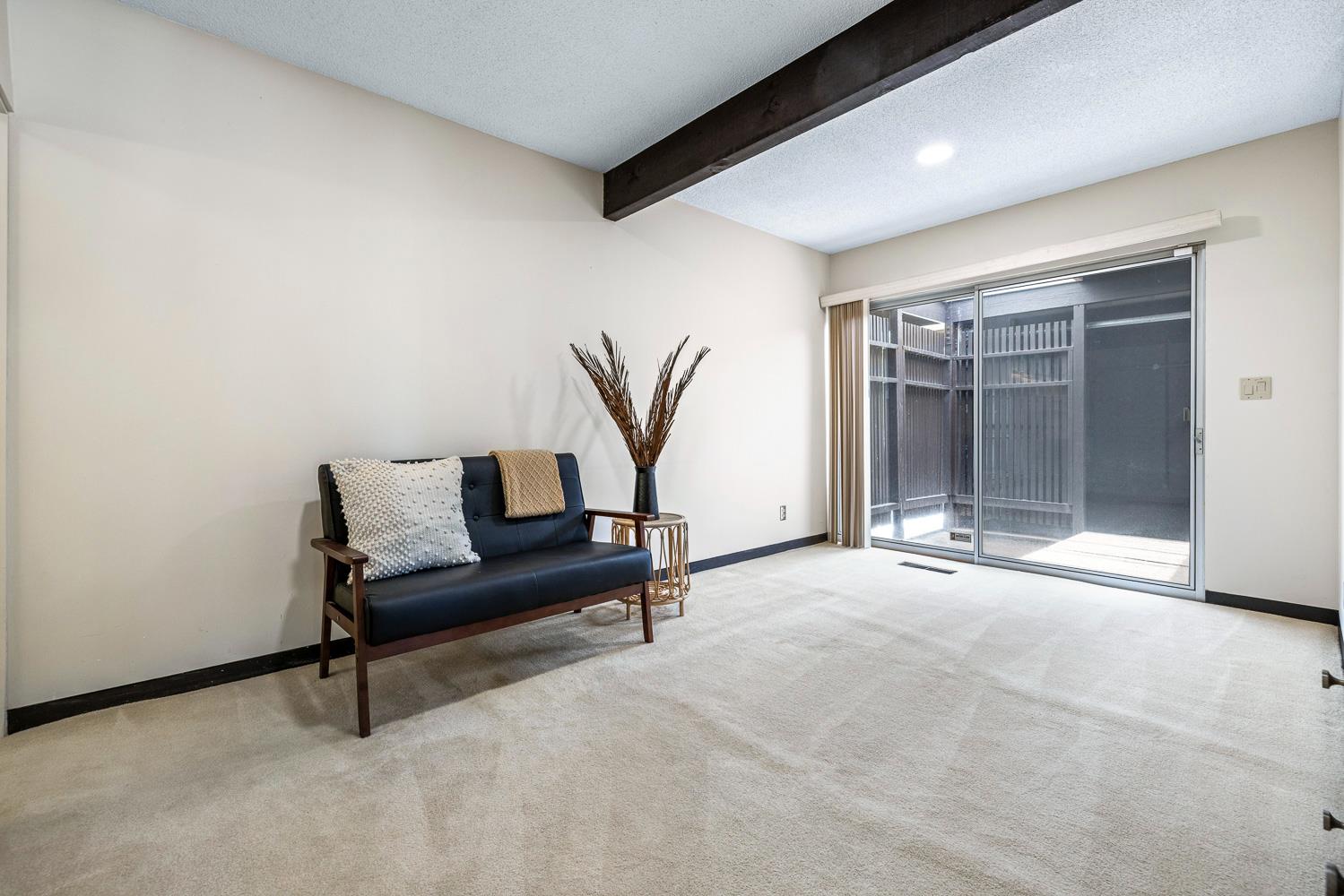 2530 W Wrenwood Ave, Fresno, CA 93711