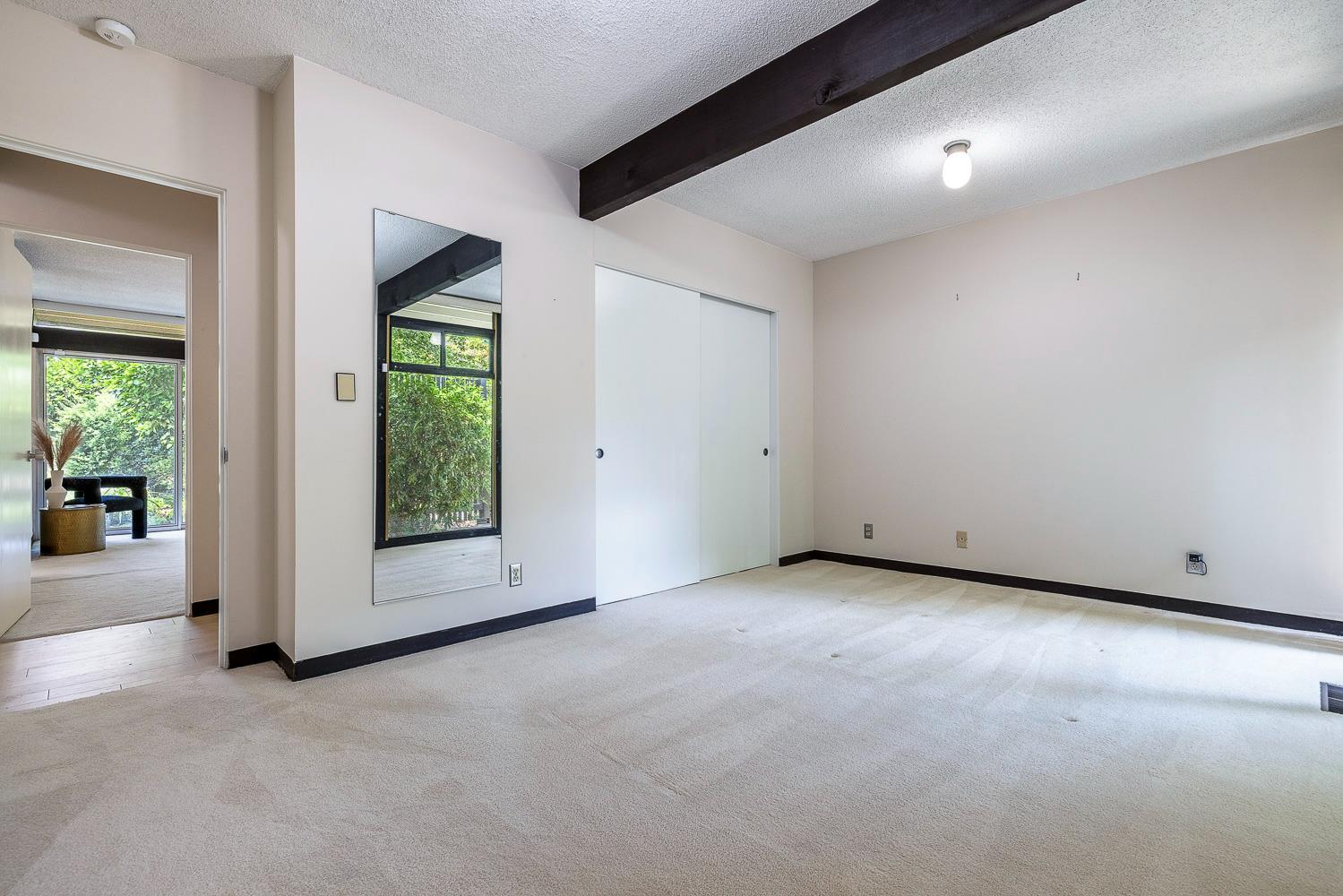 2530 W Wrenwood Ave, Fresno, CA 93711