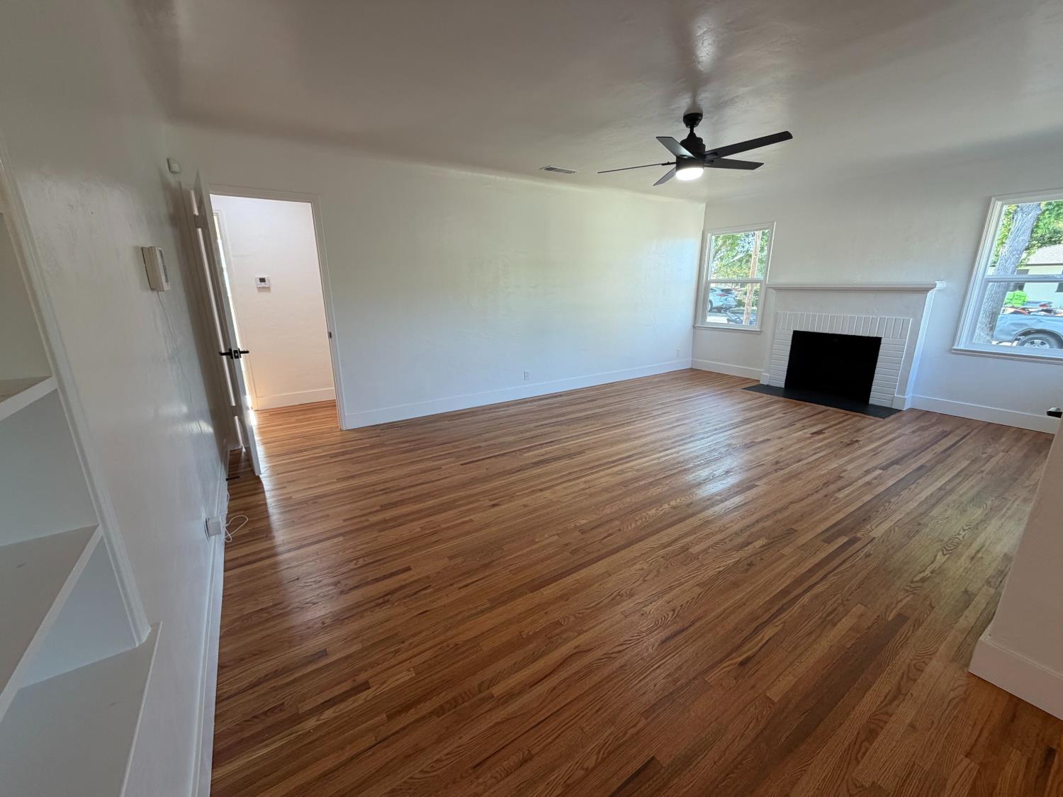 74 E Garland Ave, Fresno, CA 93704