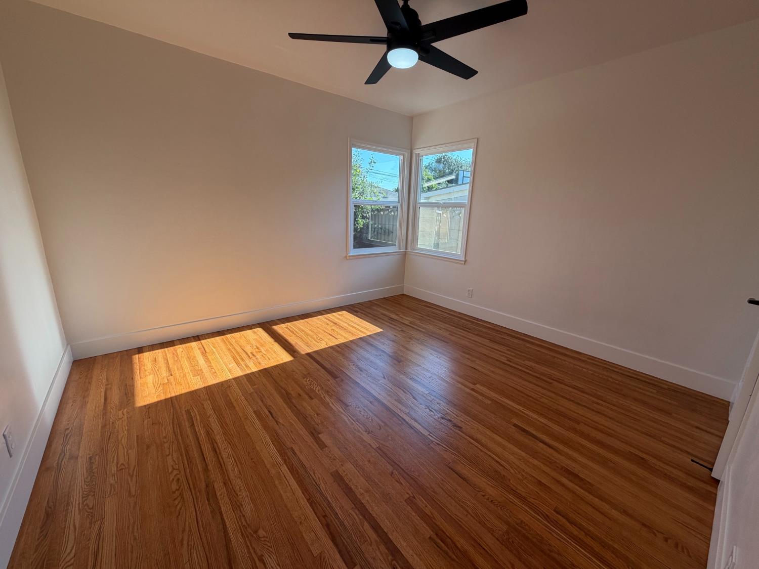 74 E Garland Ave, Fresno, CA 93704