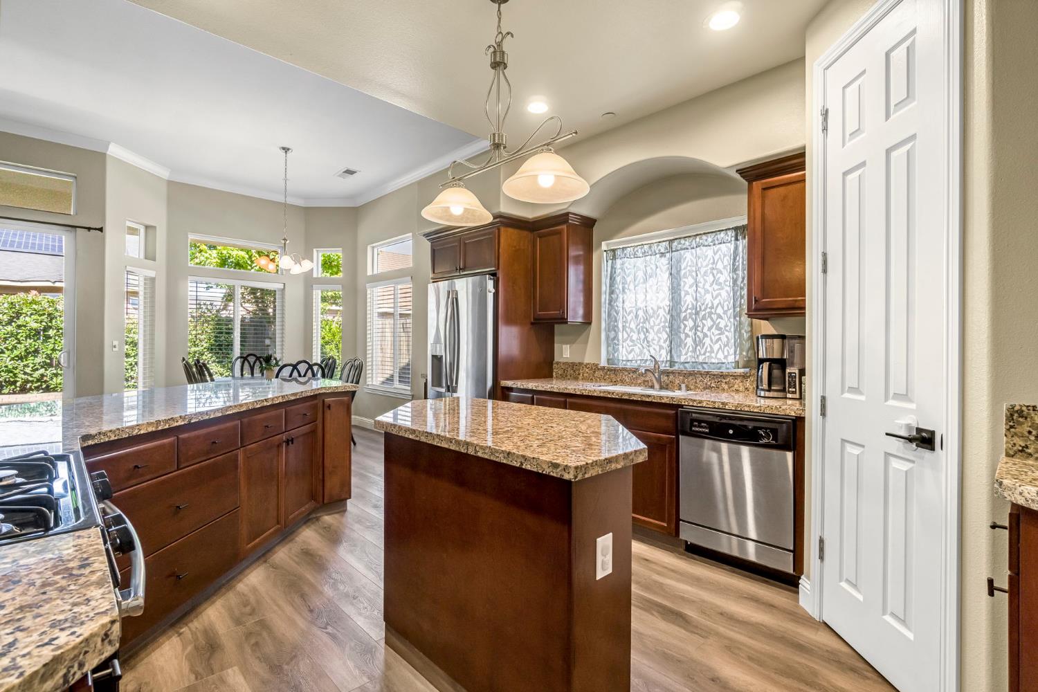 2773 8Th Avenue Dr, Kingsburg, CA 93631