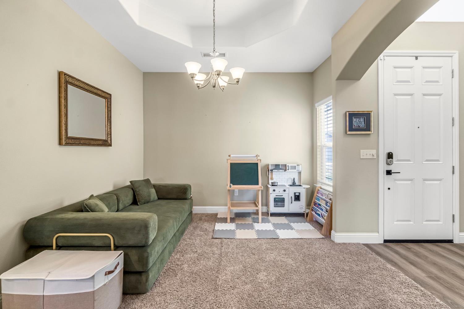 2773 8Th Avenue Dr, Kingsburg, CA 93631