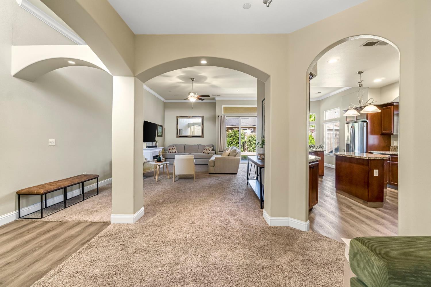 2773 8Th Avenue Dr, Kingsburg, CA 93631