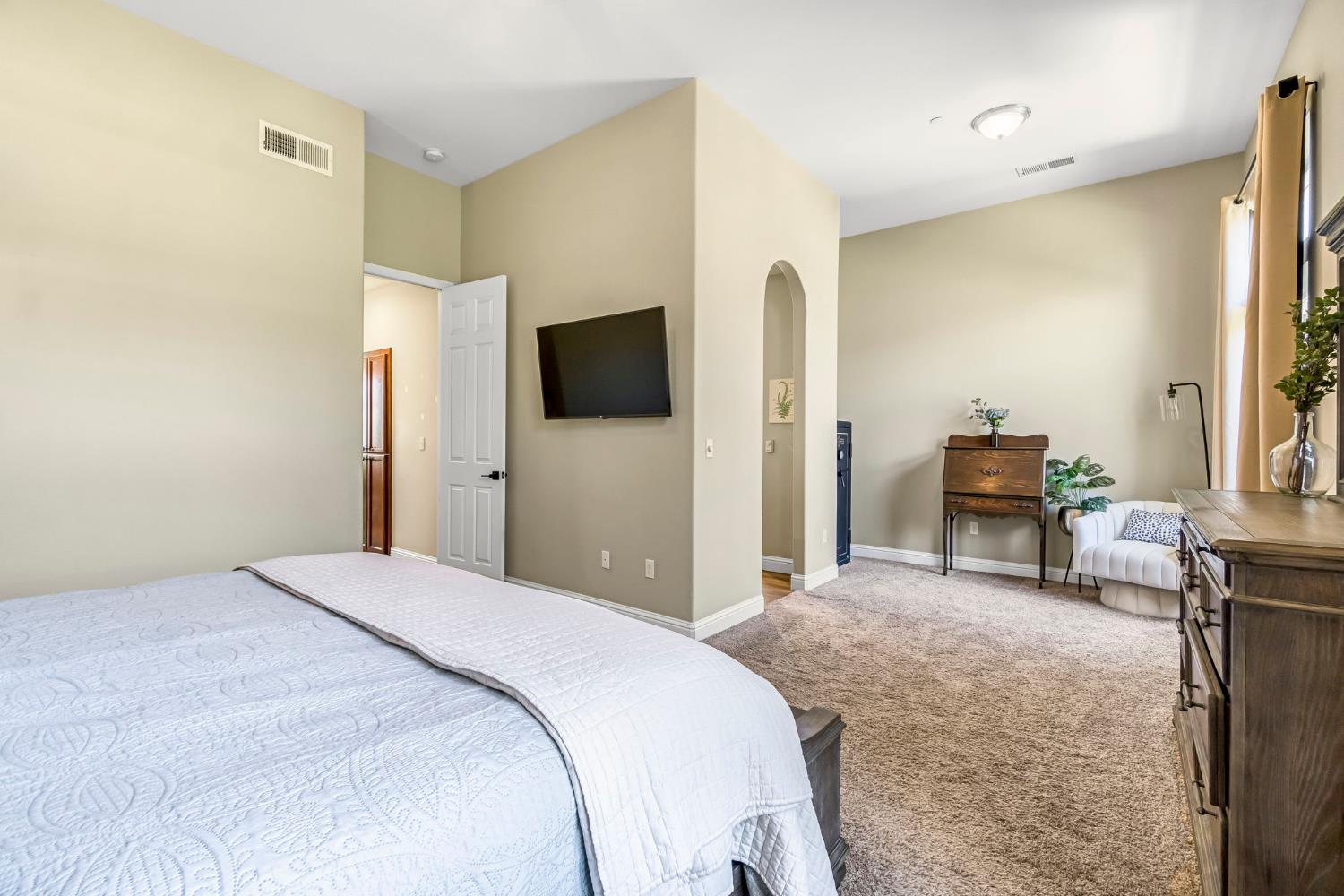 2773 8Th Avenue Dr, Kingsburg, CA 93631