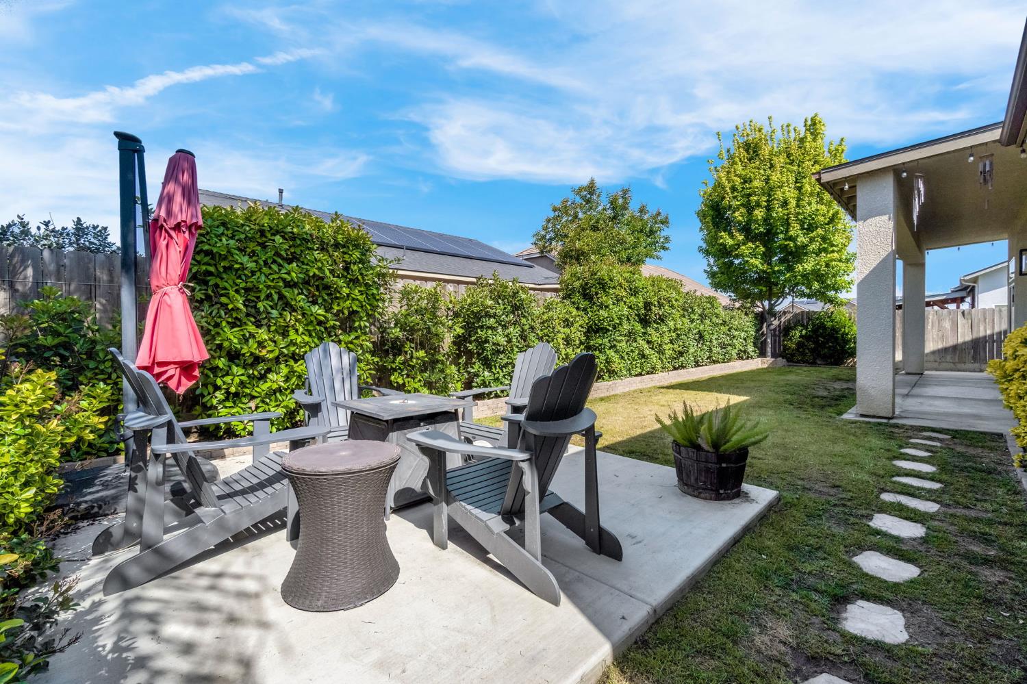 2773 8Th Avenue Dr, Kingsburg, CA 93631