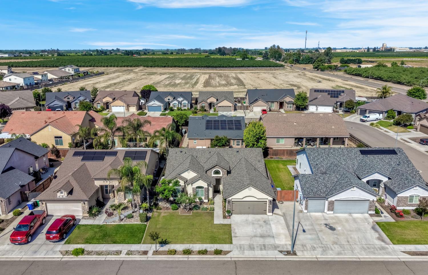 2773 8Th Avenue Dr, Kingsburg, CA 93631