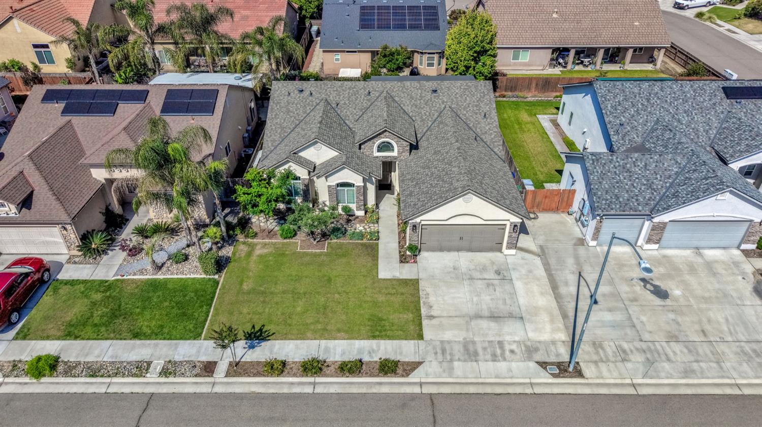 2773 8Th Avenue Dr, Kingsburg, CA 93631