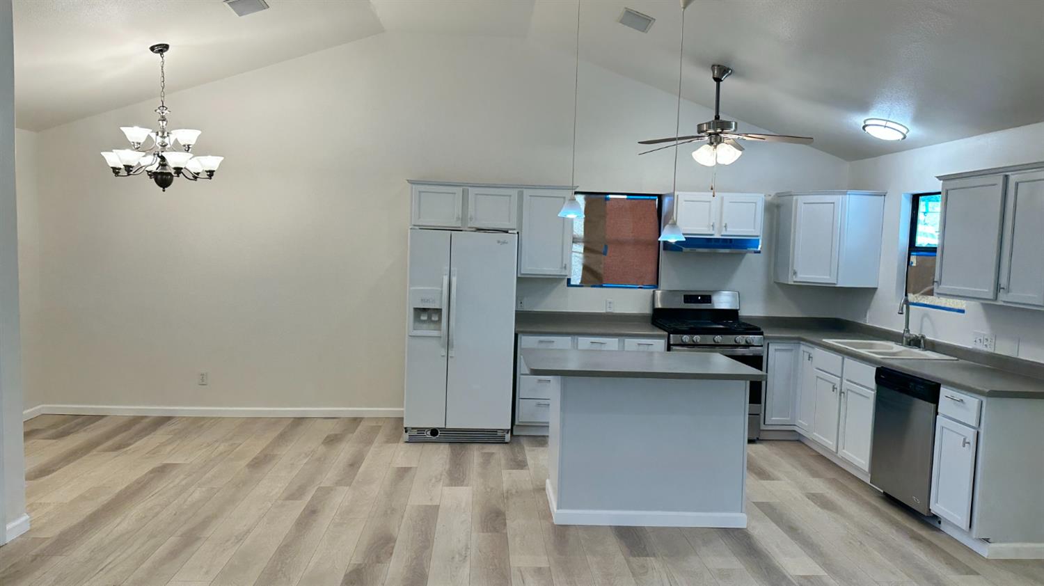 2316 E Norwich Ave, Fresno, CA 93726