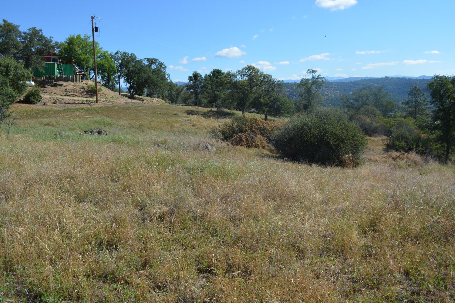1 Corral Dr, Coarsegold, CA 93614