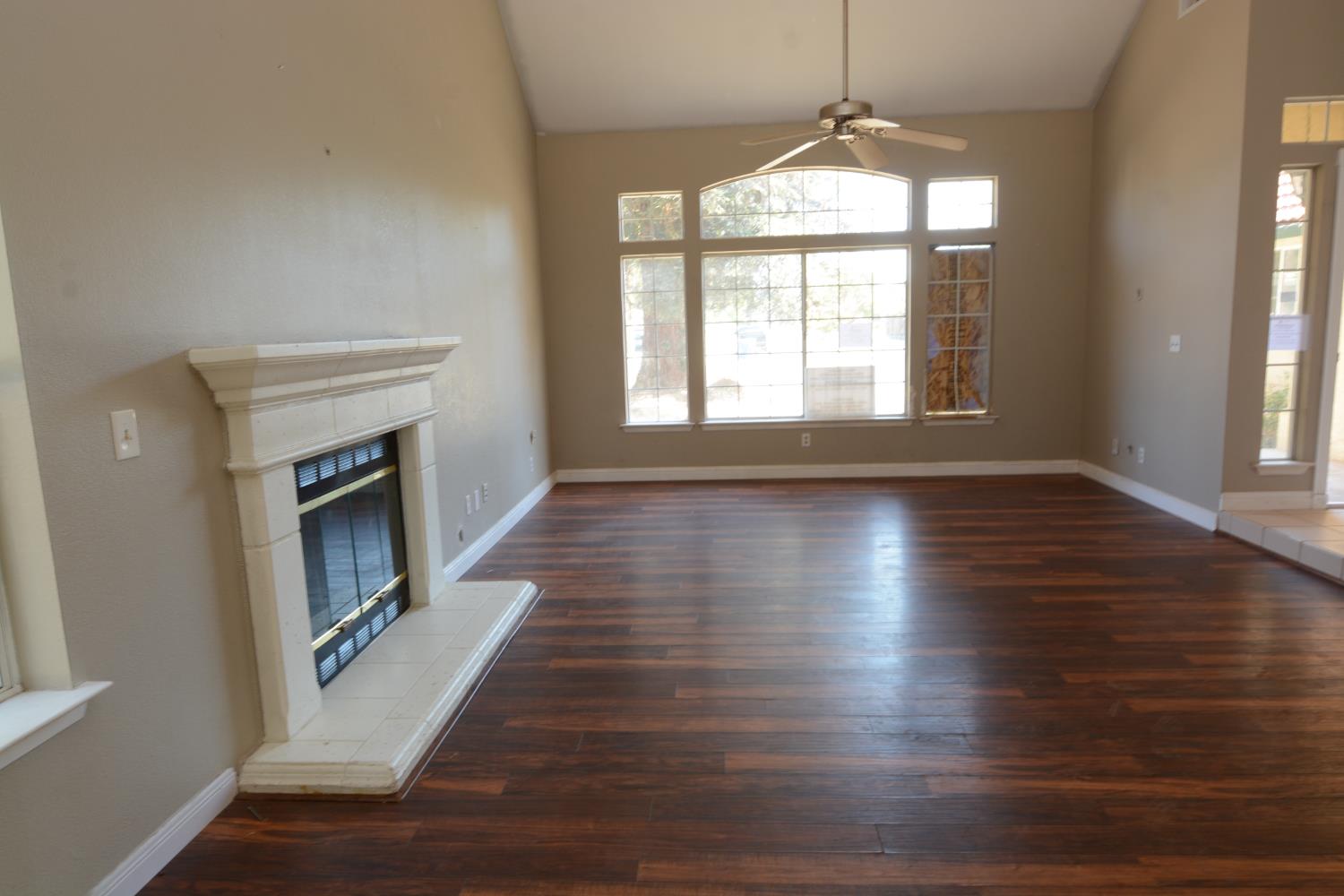 1732 E Ryan Ln, Fresno, CA 93720