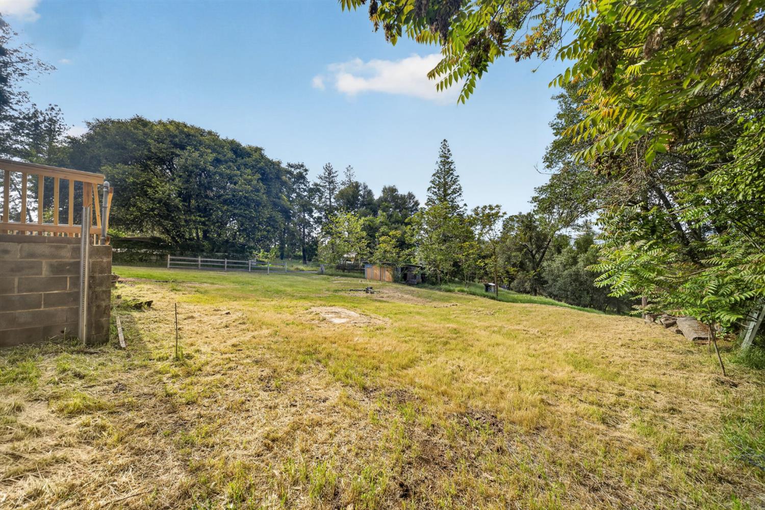 49947 Road 426, Oakhurst, CA 93644