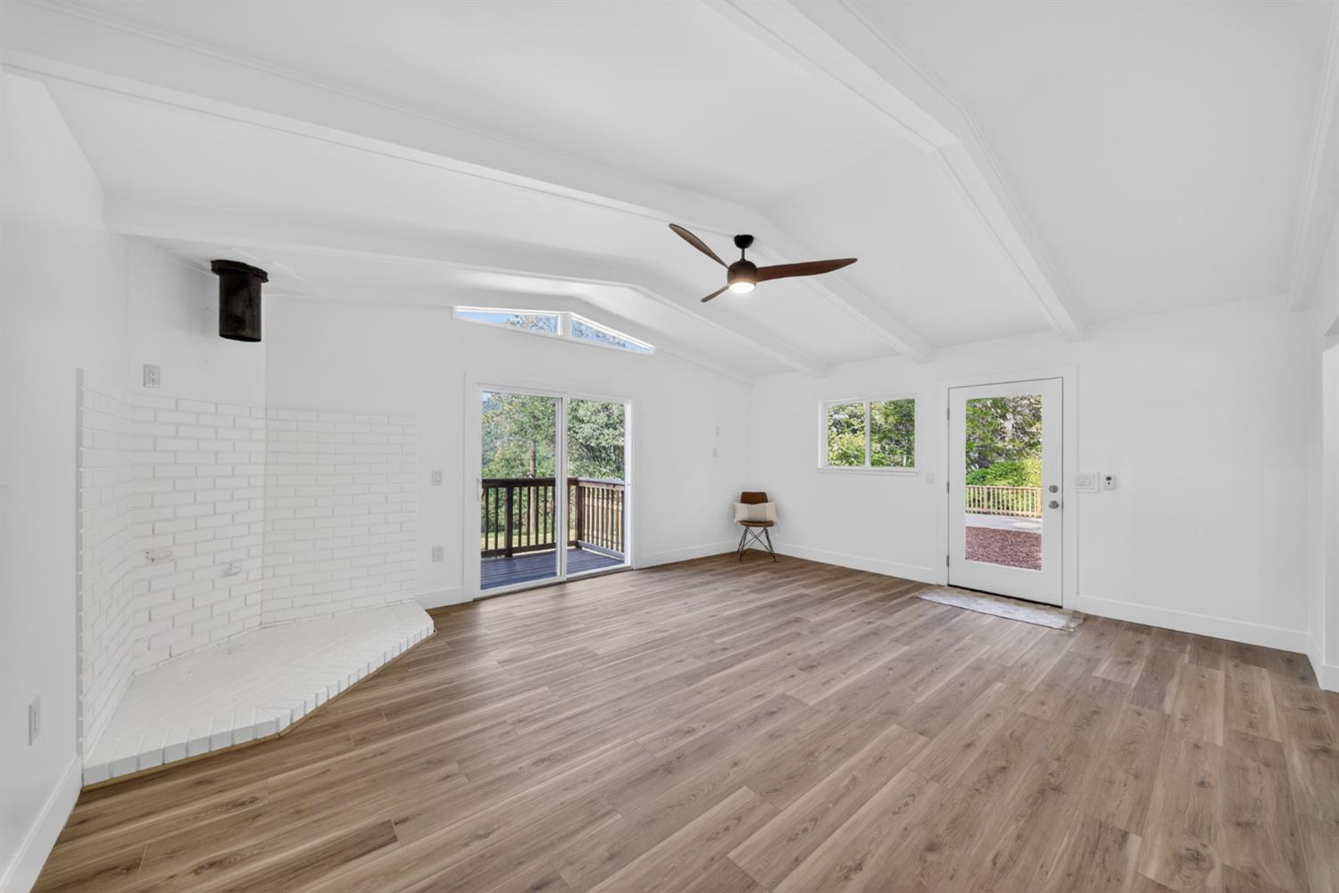 49947 Road 426, Oakhurst, CA 93644