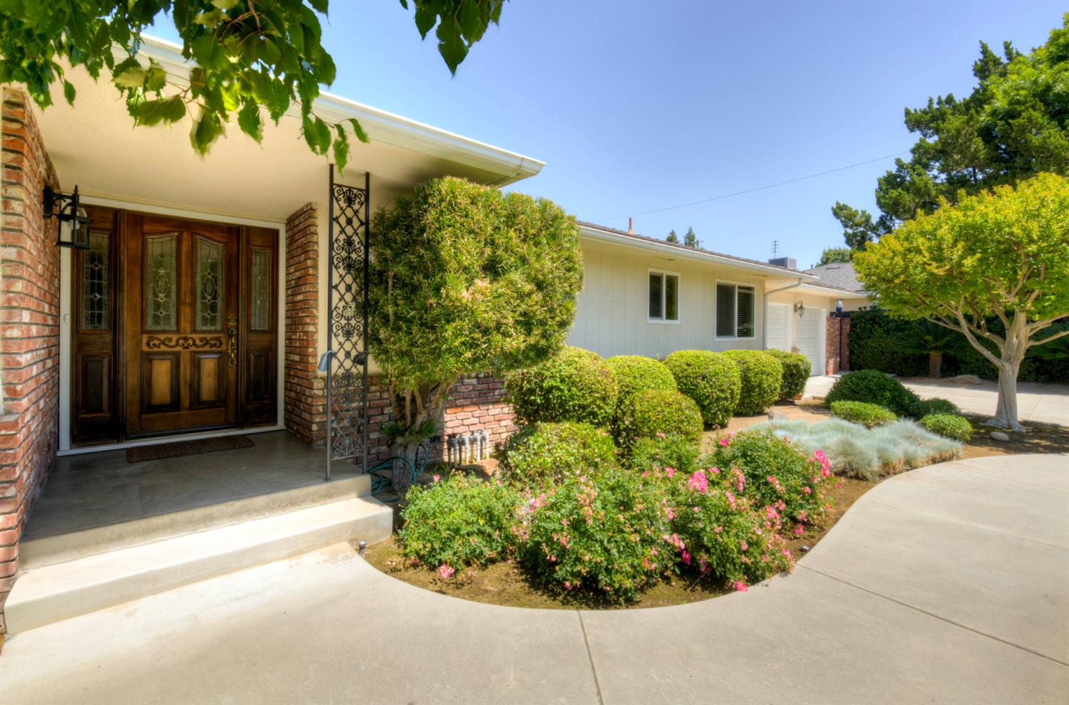 1770 W Celeste Ave, Fresno, CA 93711