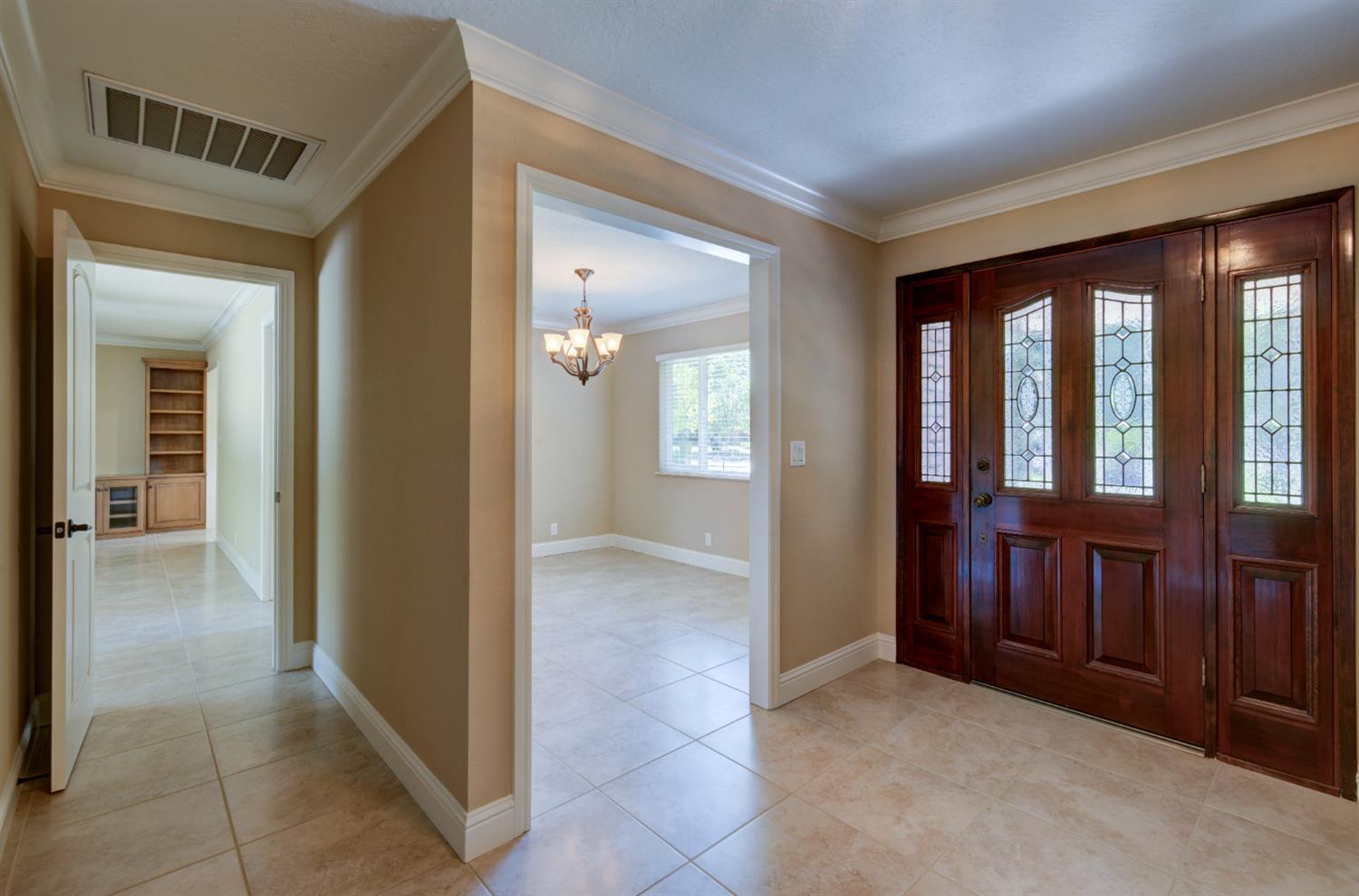 1770 W Celeste Ave, Fresno, CA 93711