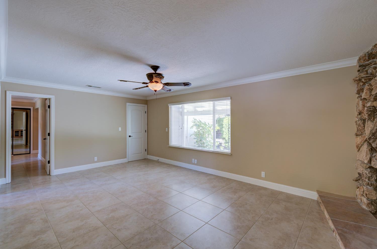 1770 W Celeste Ave, Fresno, CA 93711