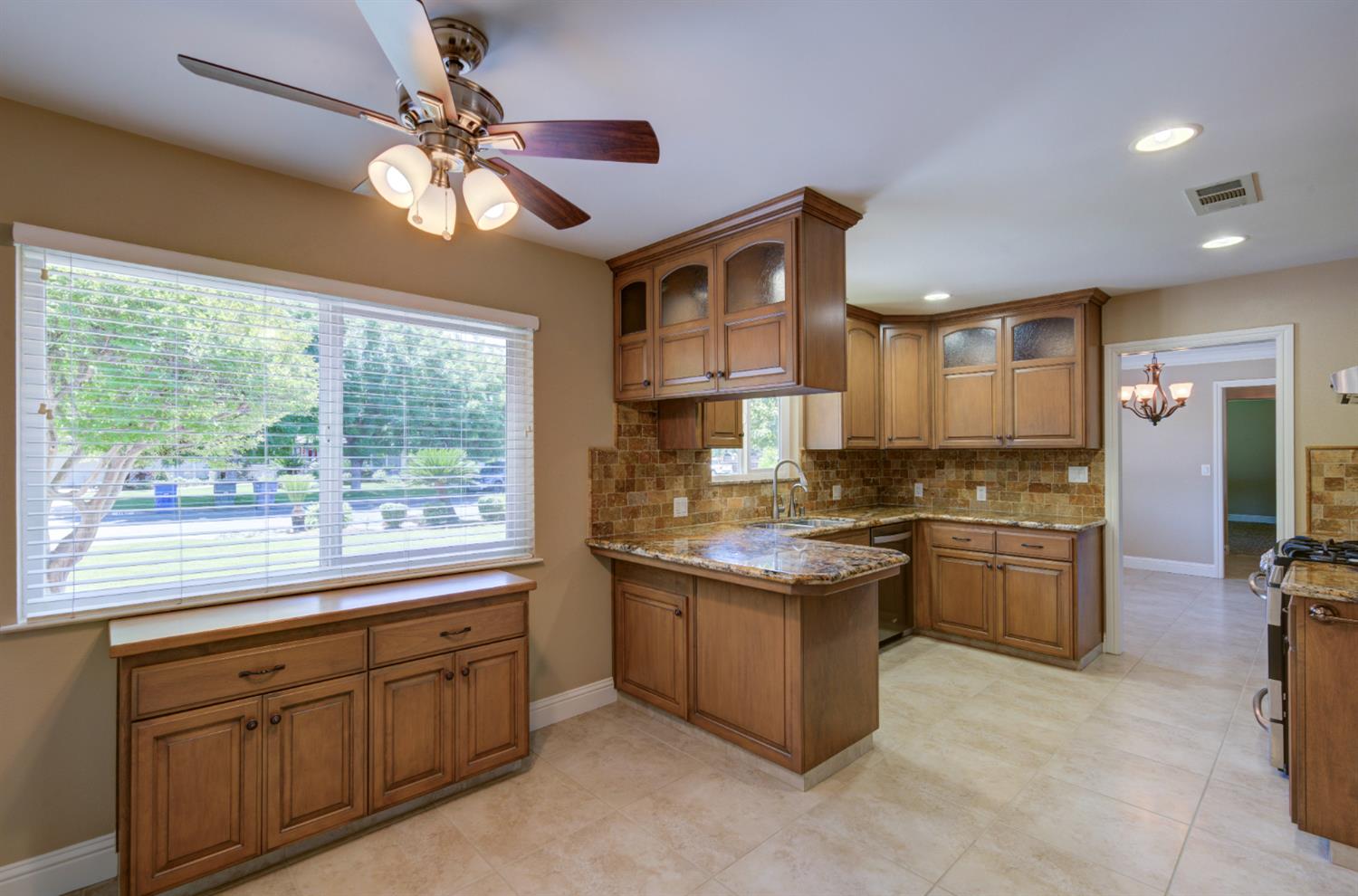 1770 W Celeste Ave, Fresno, CA 93711