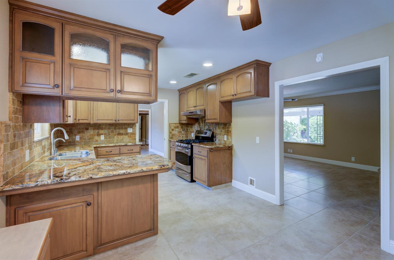1770 W Celeste Ave, Fresno, CA 93711