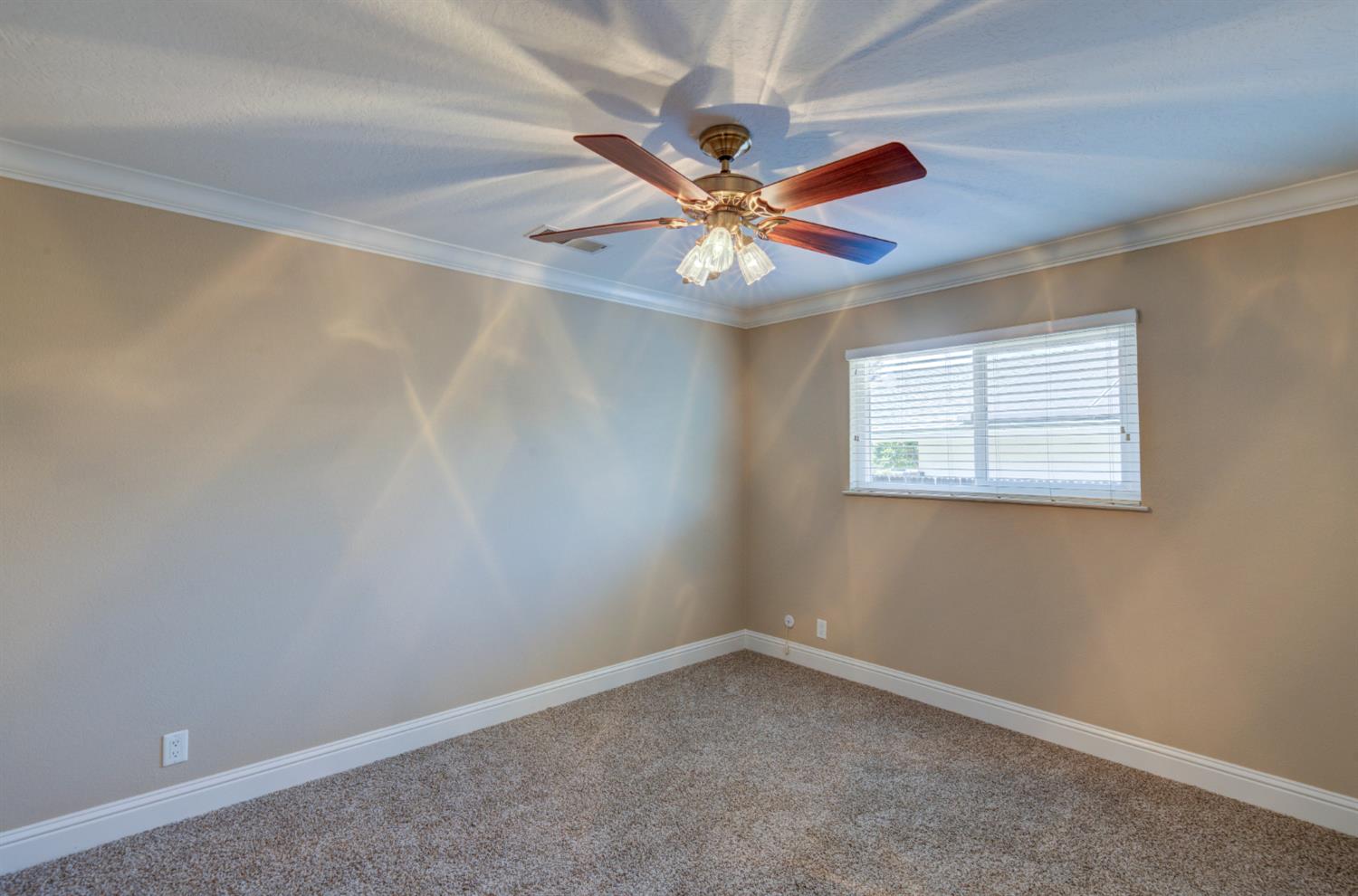 1770 W Celeste Ave, Fresno, CA 93711