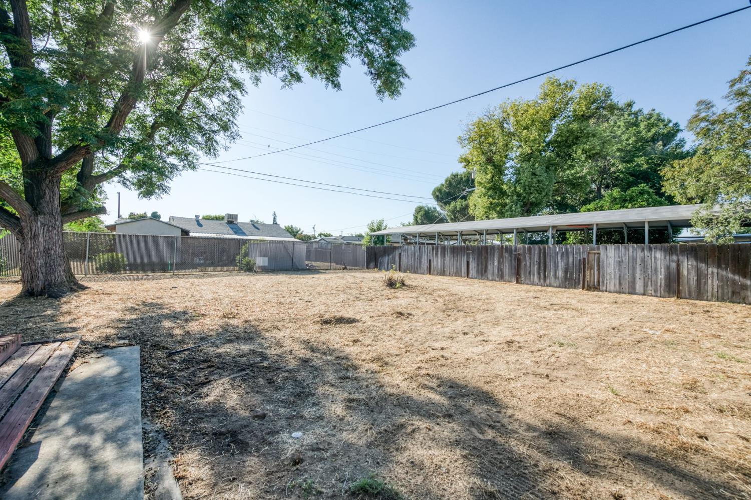 1515 N Chance Ave, Fresno, CA 93703