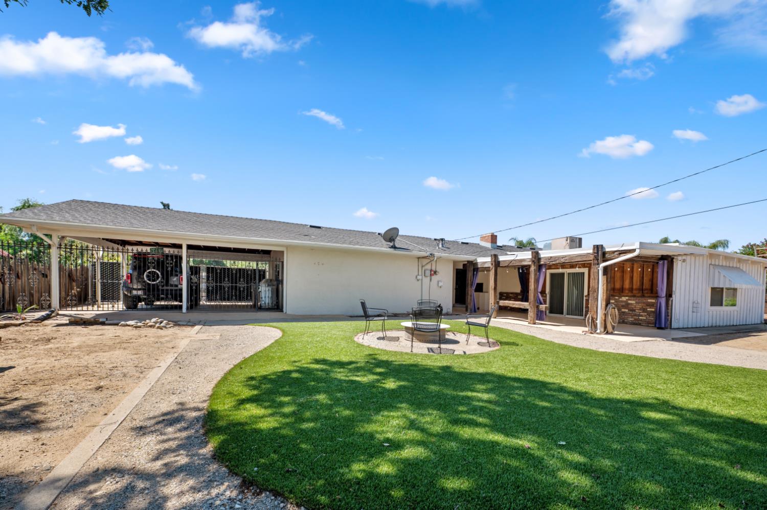 5431 E Indianapolis Ave, Fresno, CA 93727