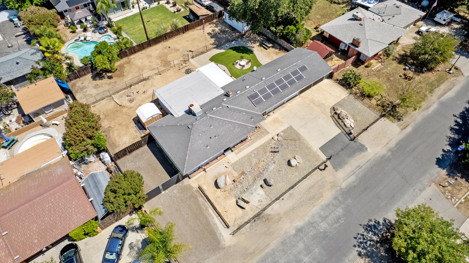 5431 E Indianapolis Ave, Fresno, CA 93727