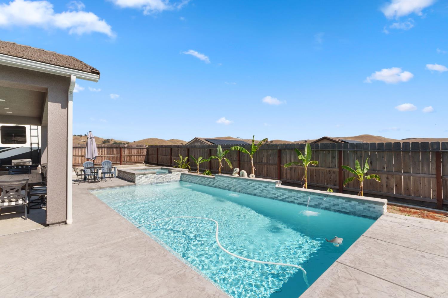 19719 Goldfield Ln, Friant, CA 93626