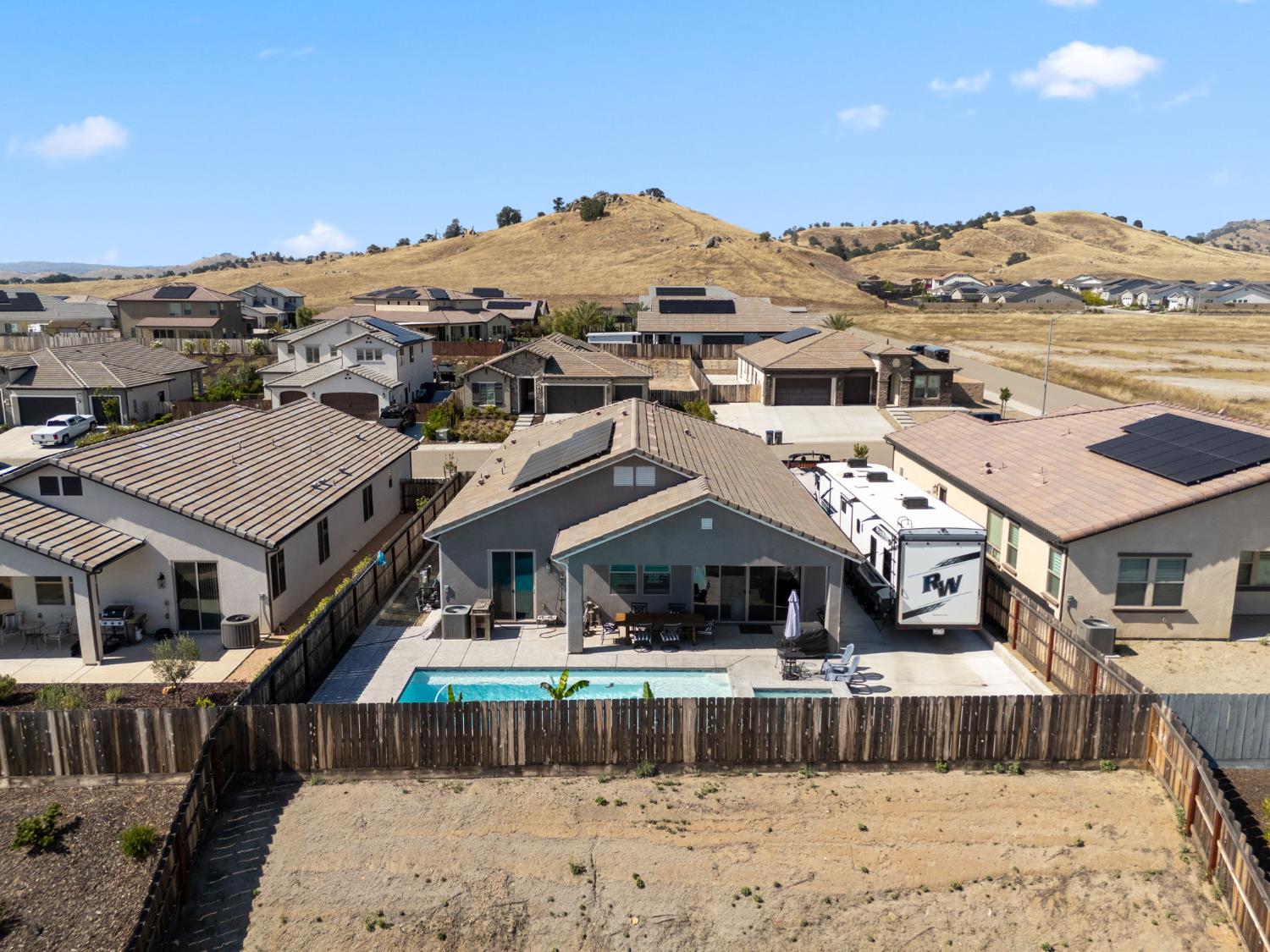 19719 Goldfield Ln, Friant, CA 93626