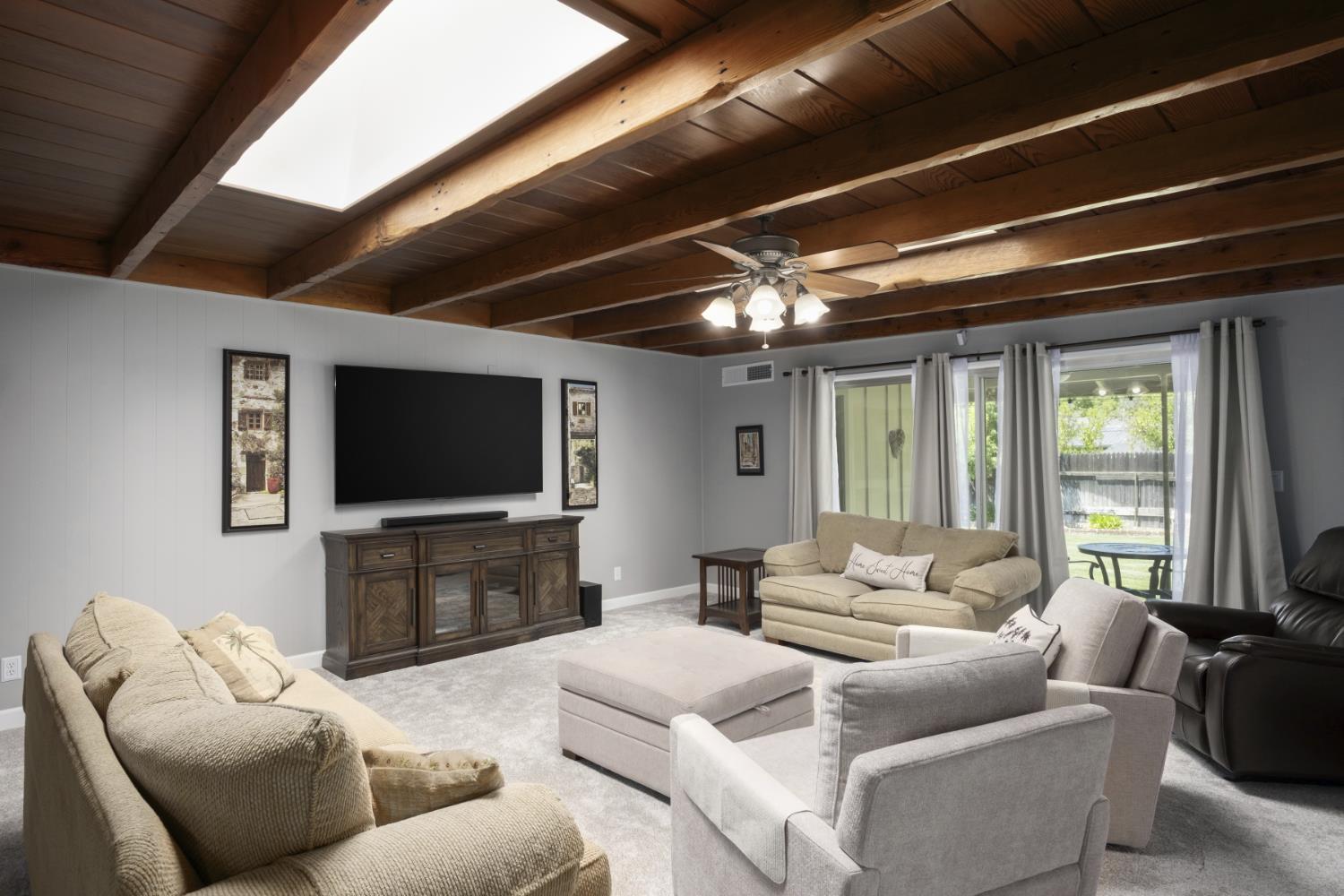 3951 Sherman St, Fresno, CA 93726