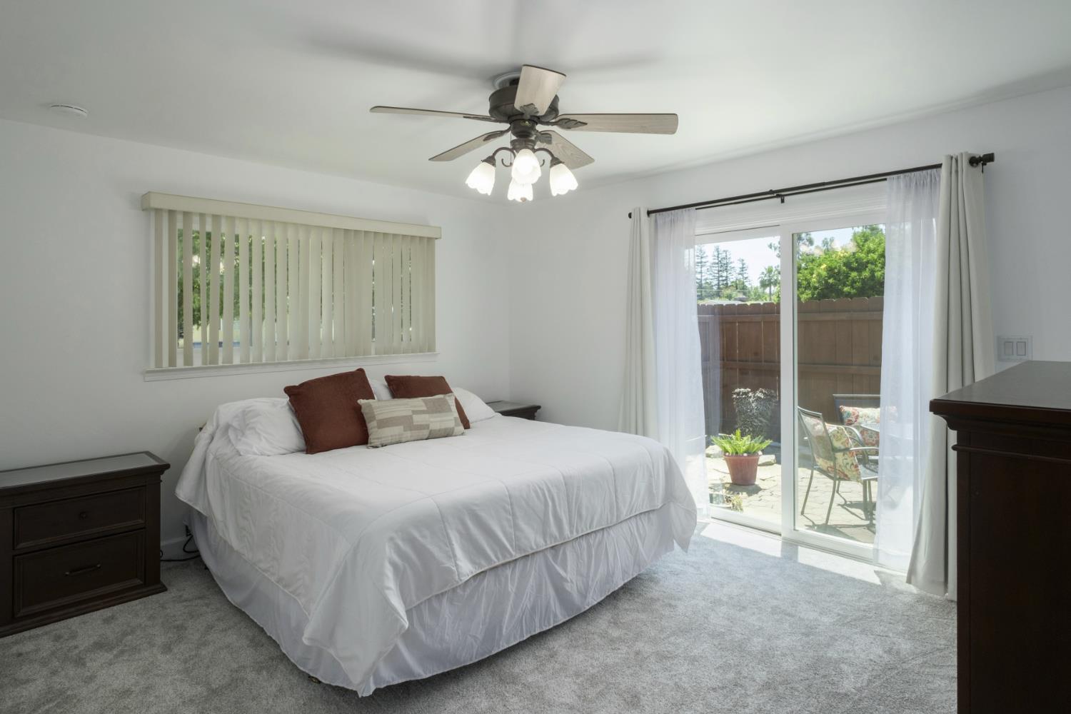 3951 Sherman St, Fresno, CA 93726