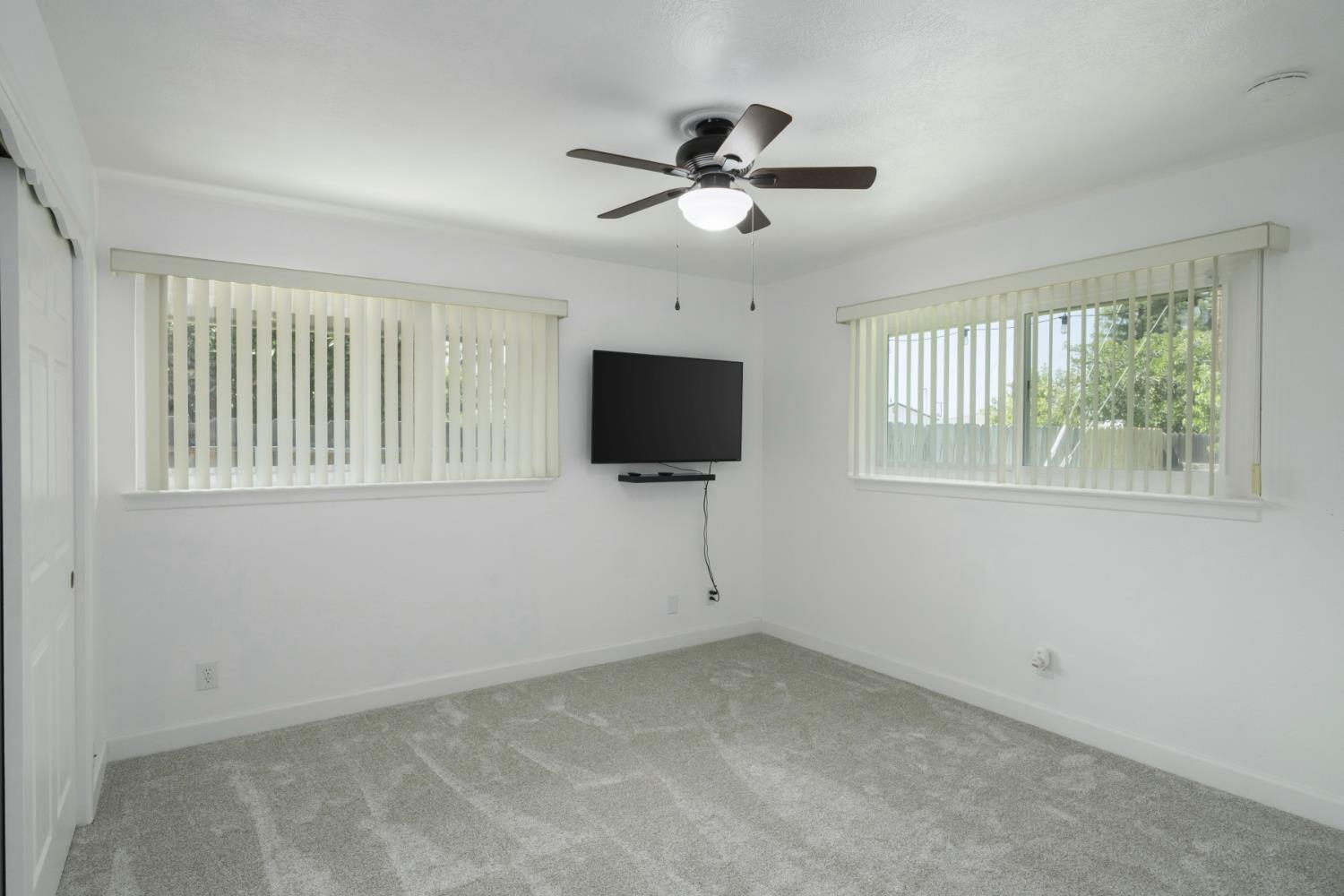 3951 Sherman St, Fresno, CA 93726