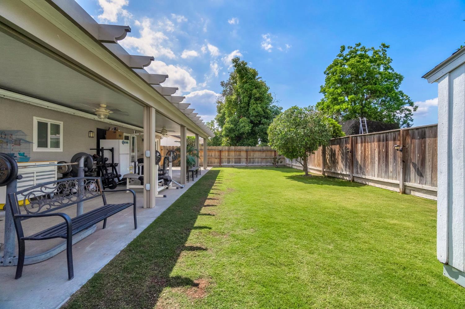 4675 E Belgravia Ave, Fresno, CA 93725
