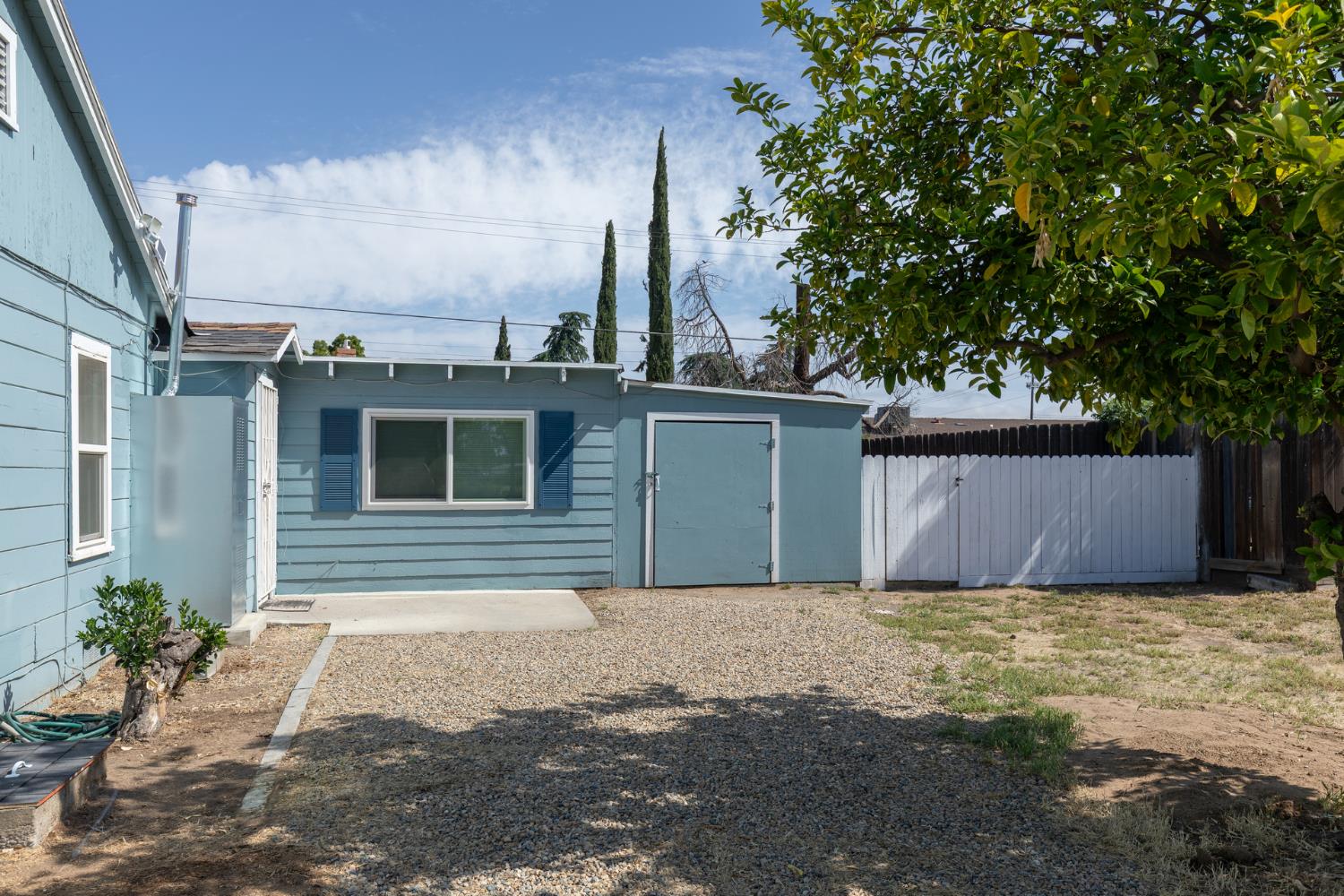 4777 E Shields Ave, Fresno, CA 93726