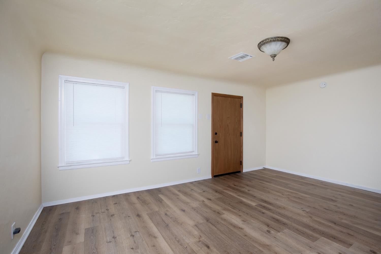 4777 E Shields Ave, Fresno, CA 93726