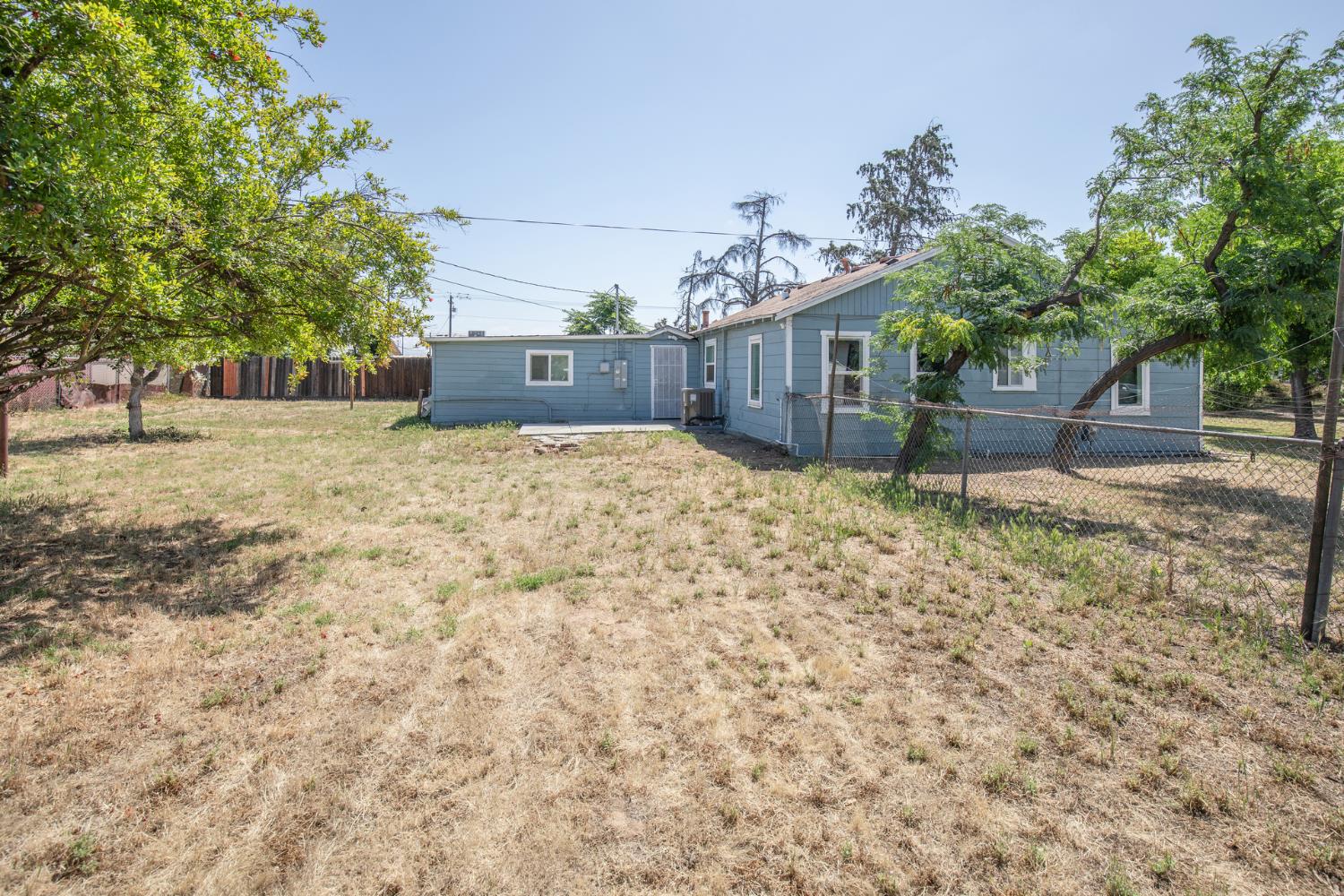 4777 E Shields Ave, Fresno, CA 93726