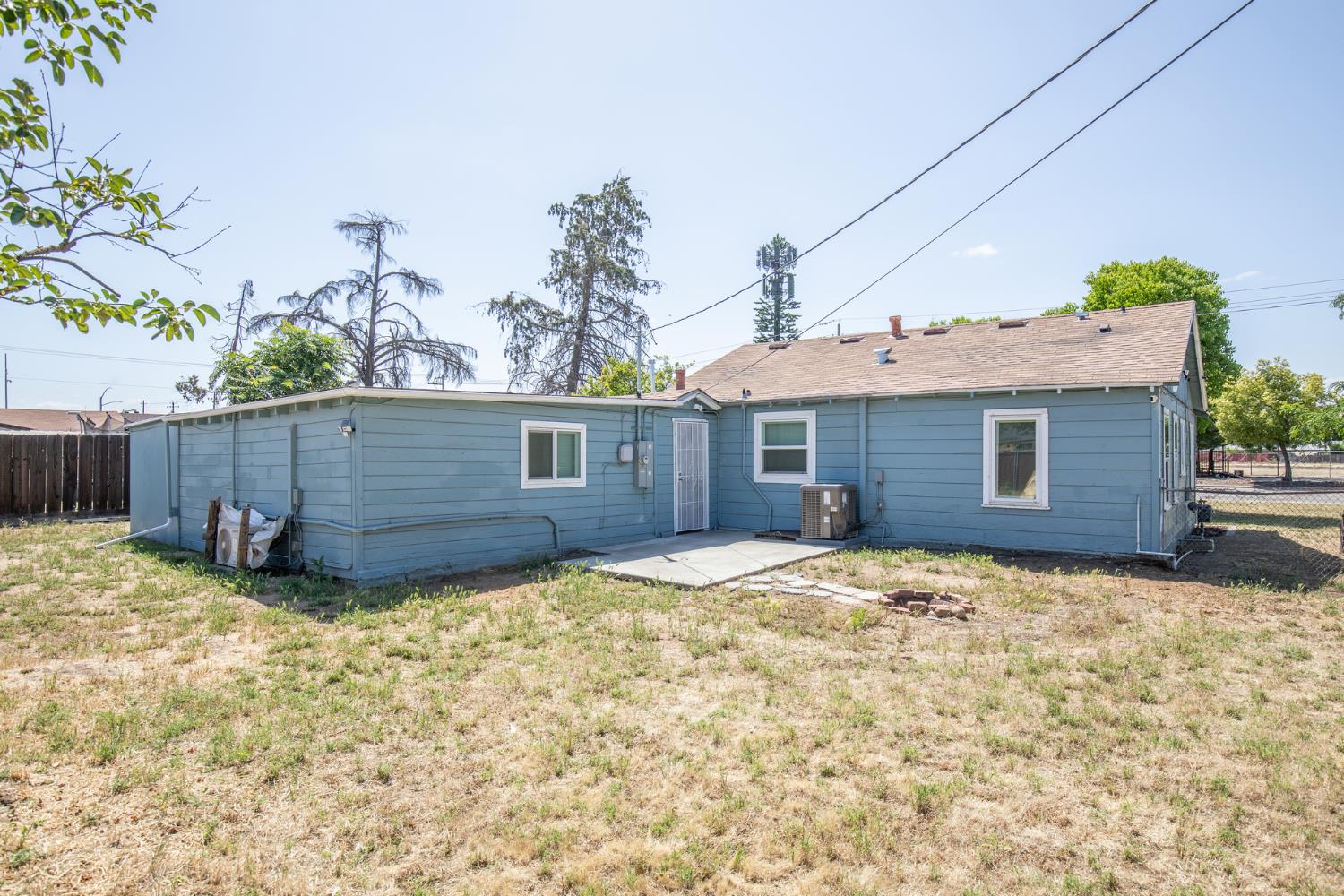 4777 E Shields Ave, Fresno, CA 93726