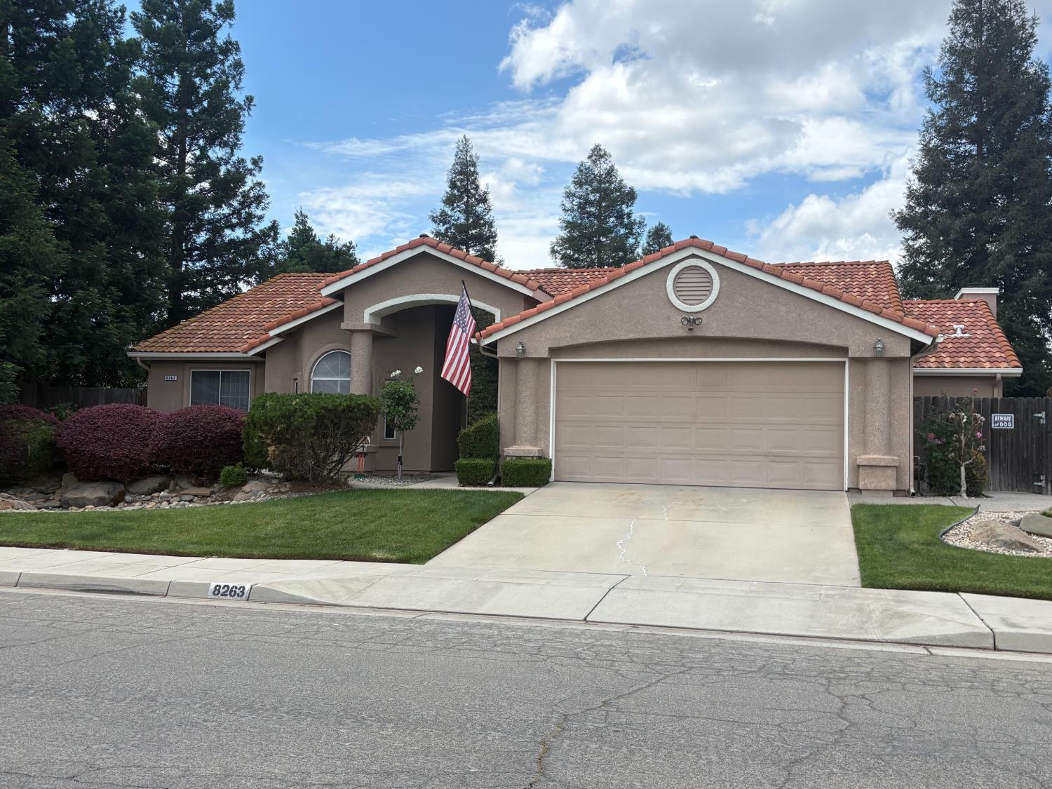 8263 N Mcdonald Ave, Fresno, CA 93720