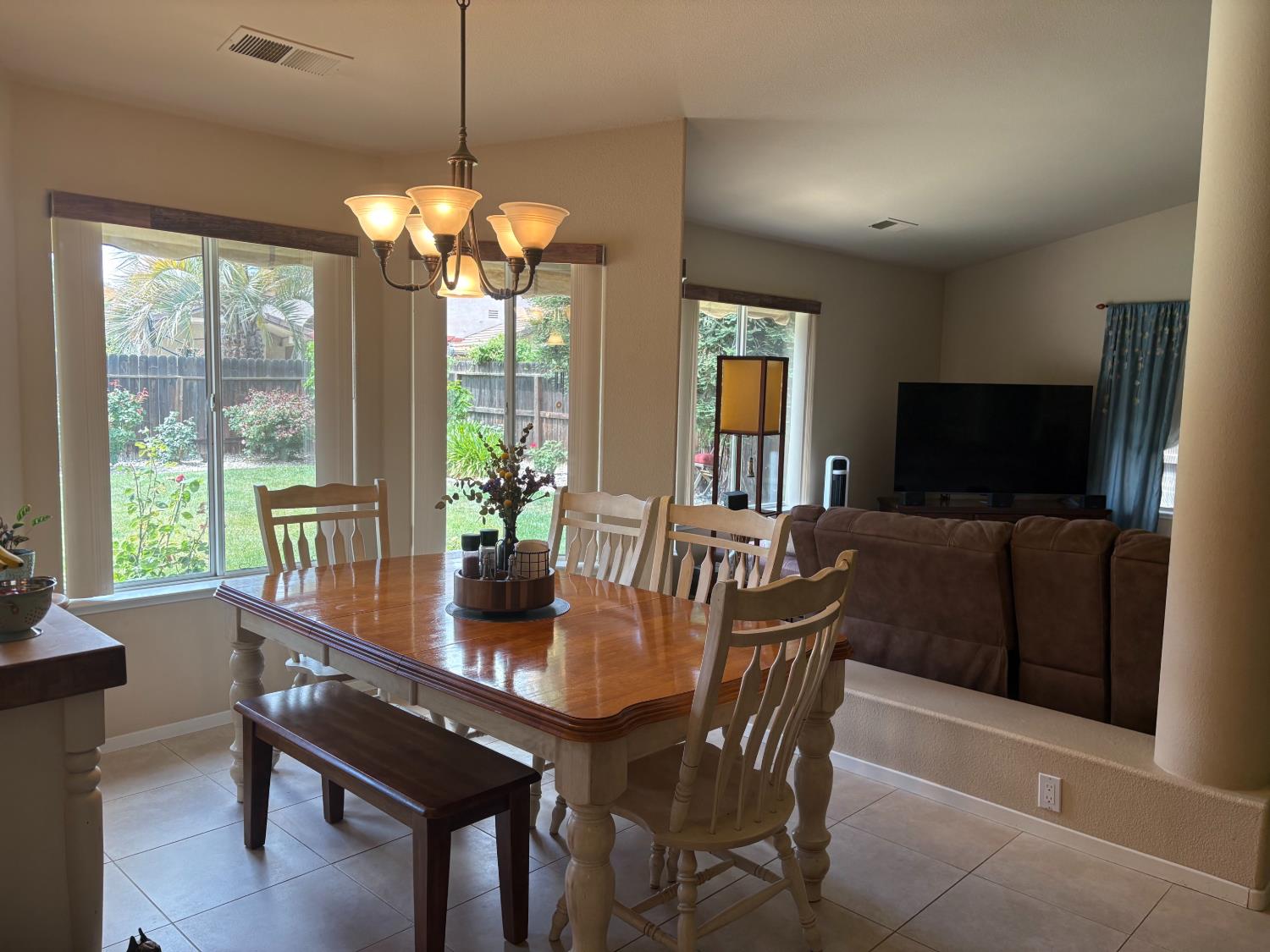8263 N Mcdonald Ave, Fresno, CA 93720