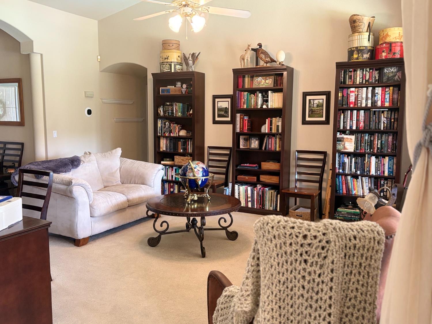 8263 N Mcdonald Ave, Fresno, CA 93720