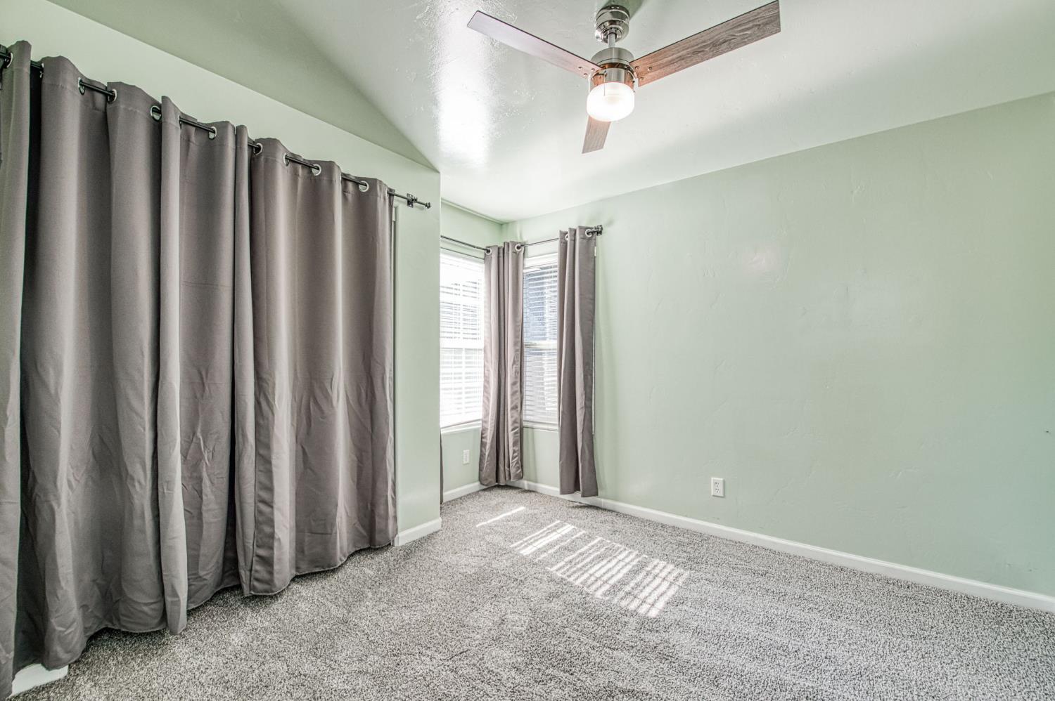 3673 N Denali Ave, Fresno, CA 93727