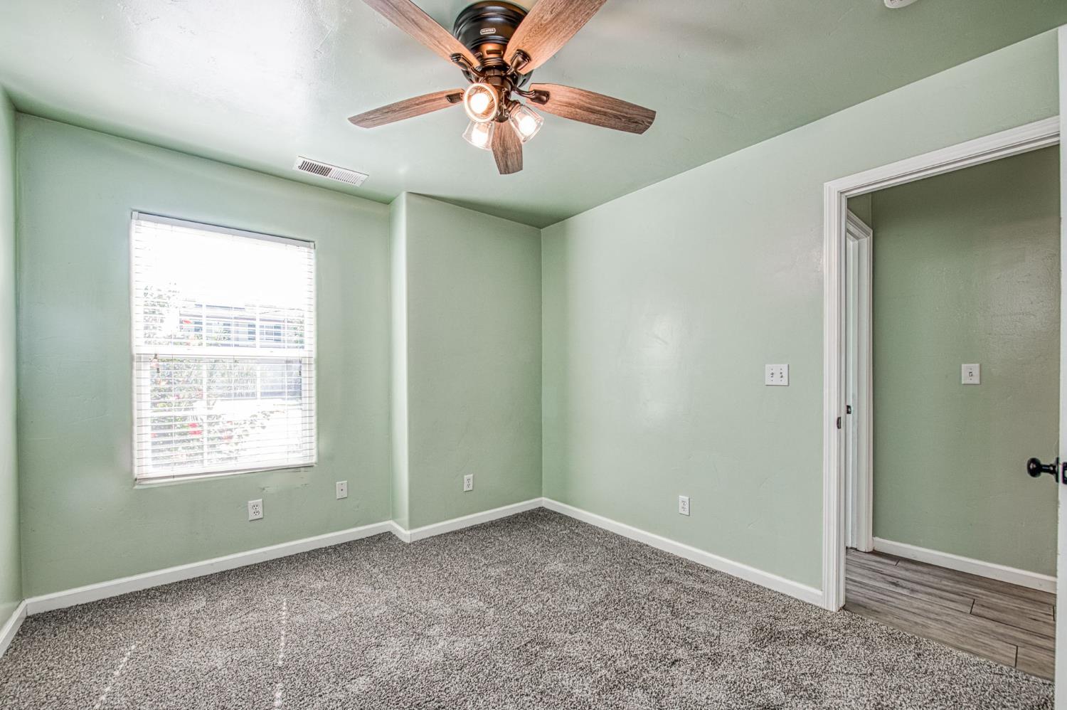 3673 N Denali Ave, Fresno, CA 93727