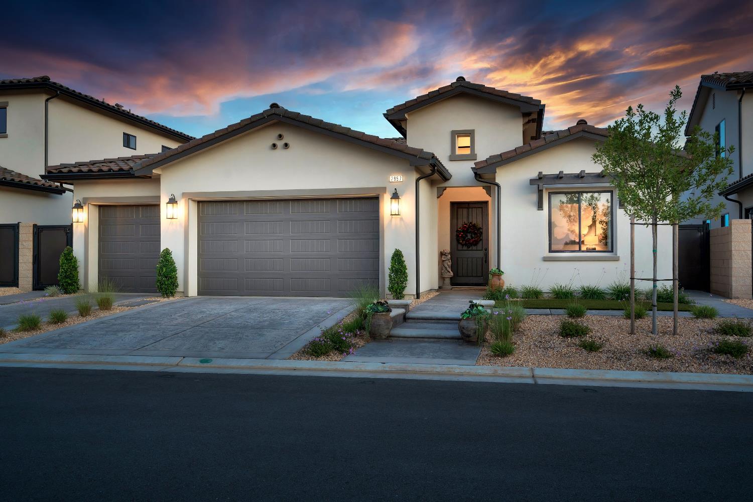 2857 E Beech Tree Dr, Fresno, CA 93730