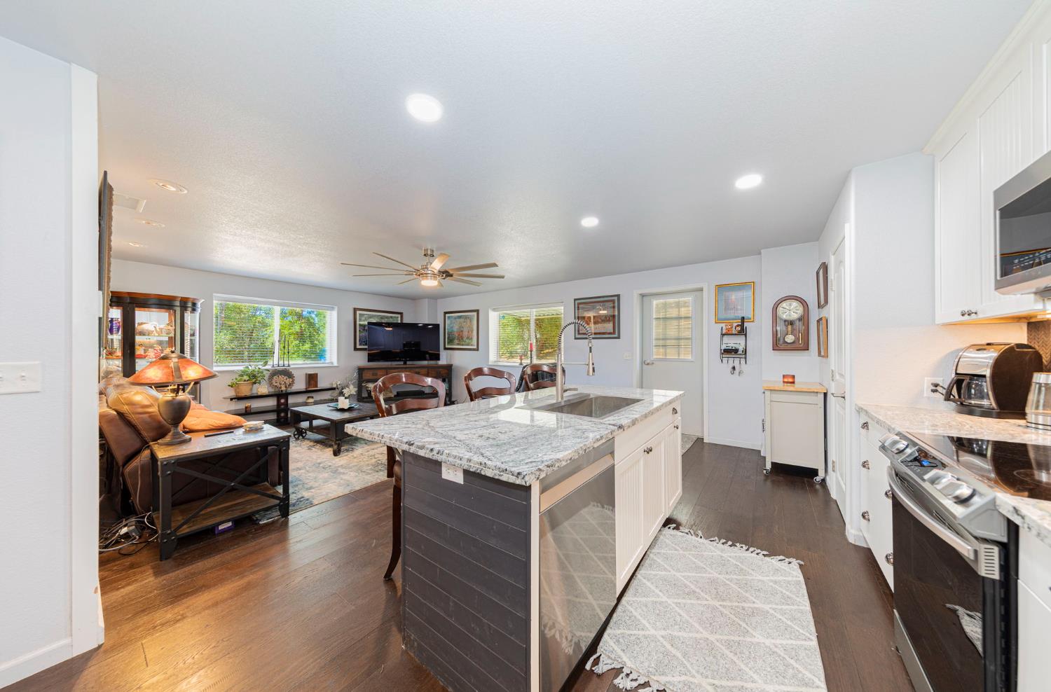 46320 Oonay Nation Rd, Coarsegold, CA 93614