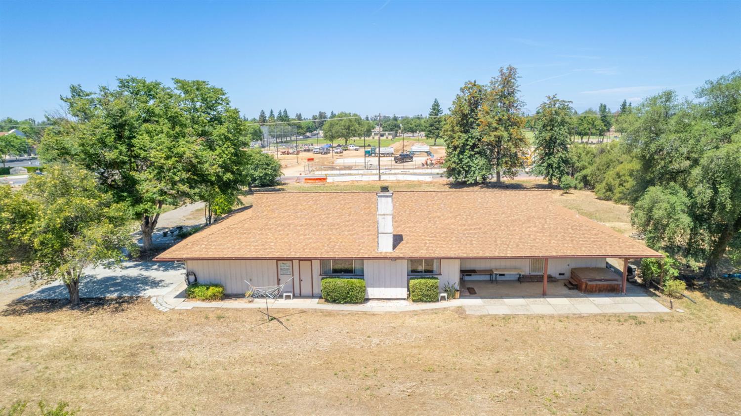 4565 W Dakota Ave, Fresno, CA 93722