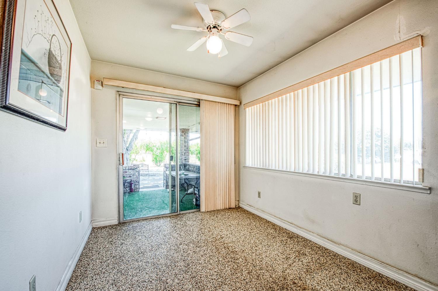 4565 W Dakota Ave, Fresno, CA 93722