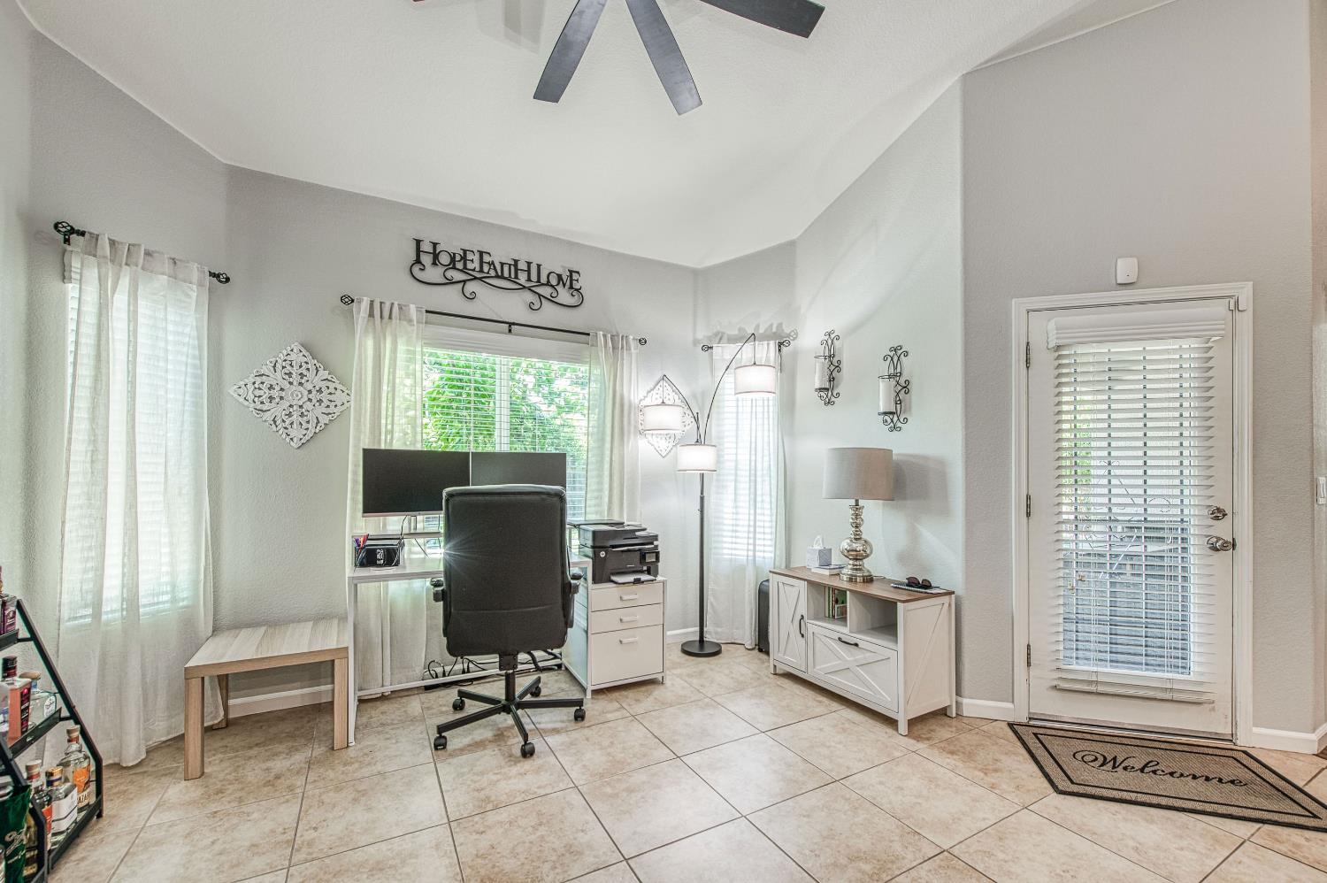 3095 N Pearwood, Fresno, CA 93727