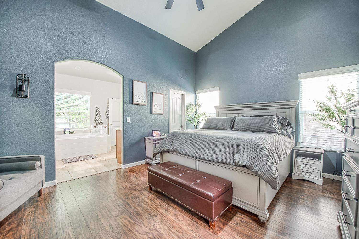3095 N Pearwood, Fresno, CA 93727