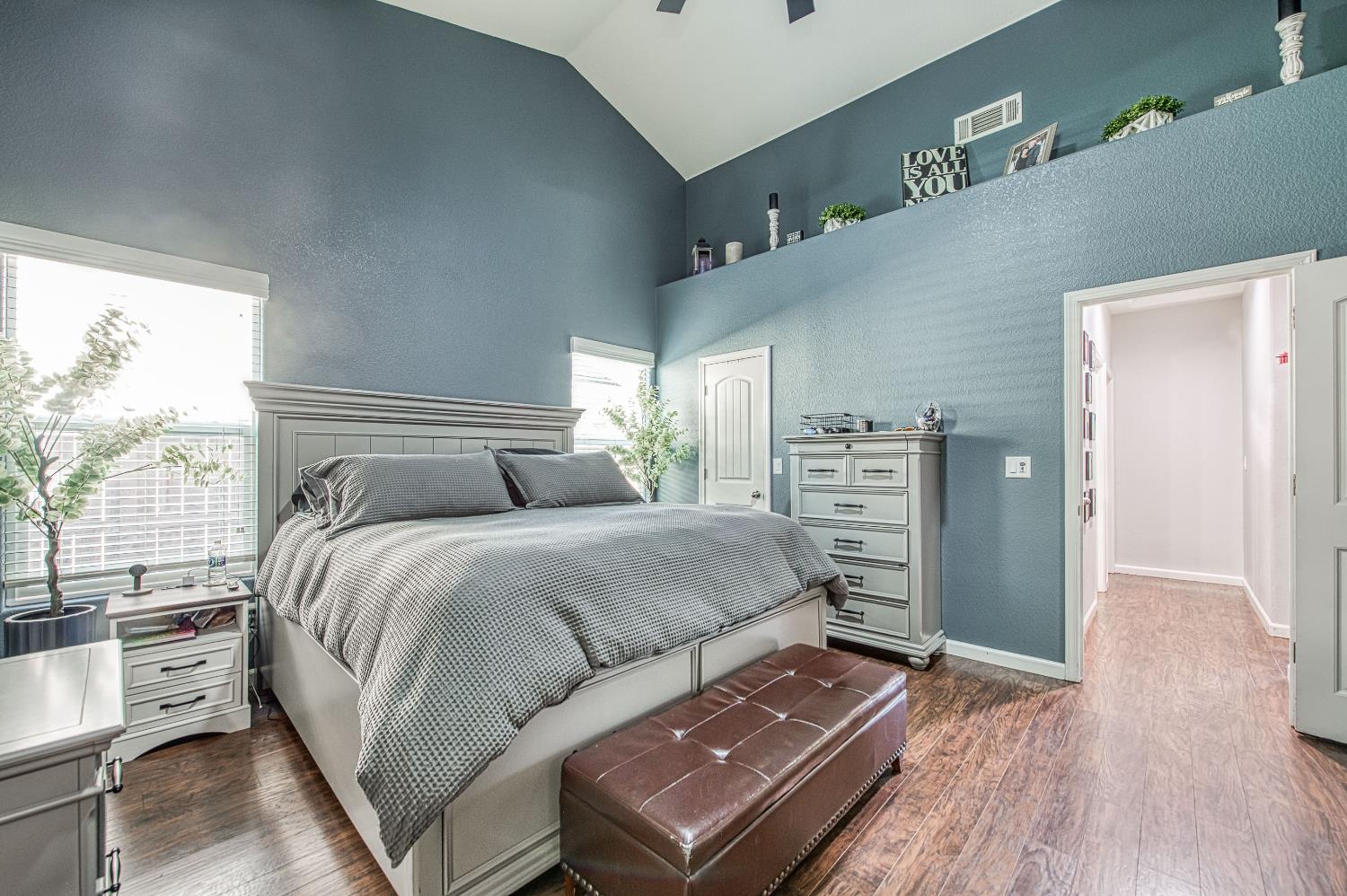 3095 N Pearwood, Fresno, CA 93727