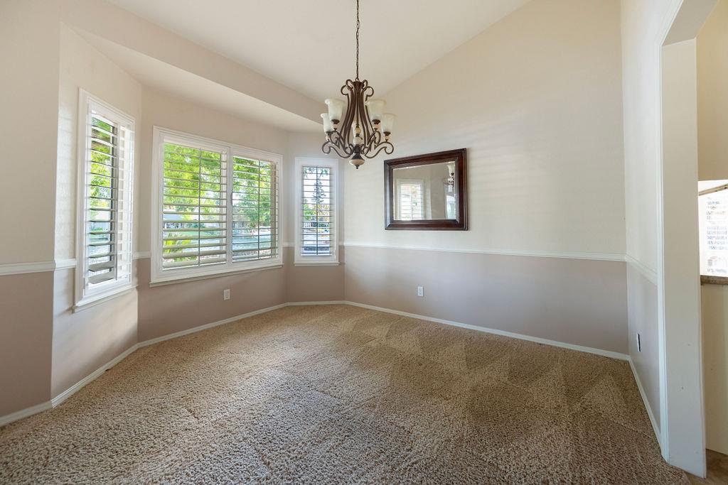877 E Catalina Cir, Fresno, CA 93730