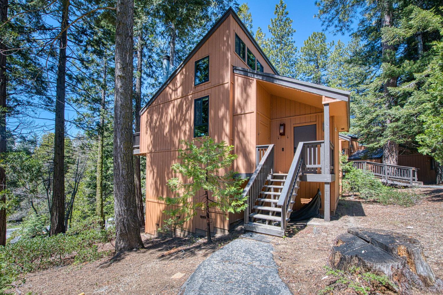 40794 Oakwoods Ln #97, Shaver Lake, CA 93664