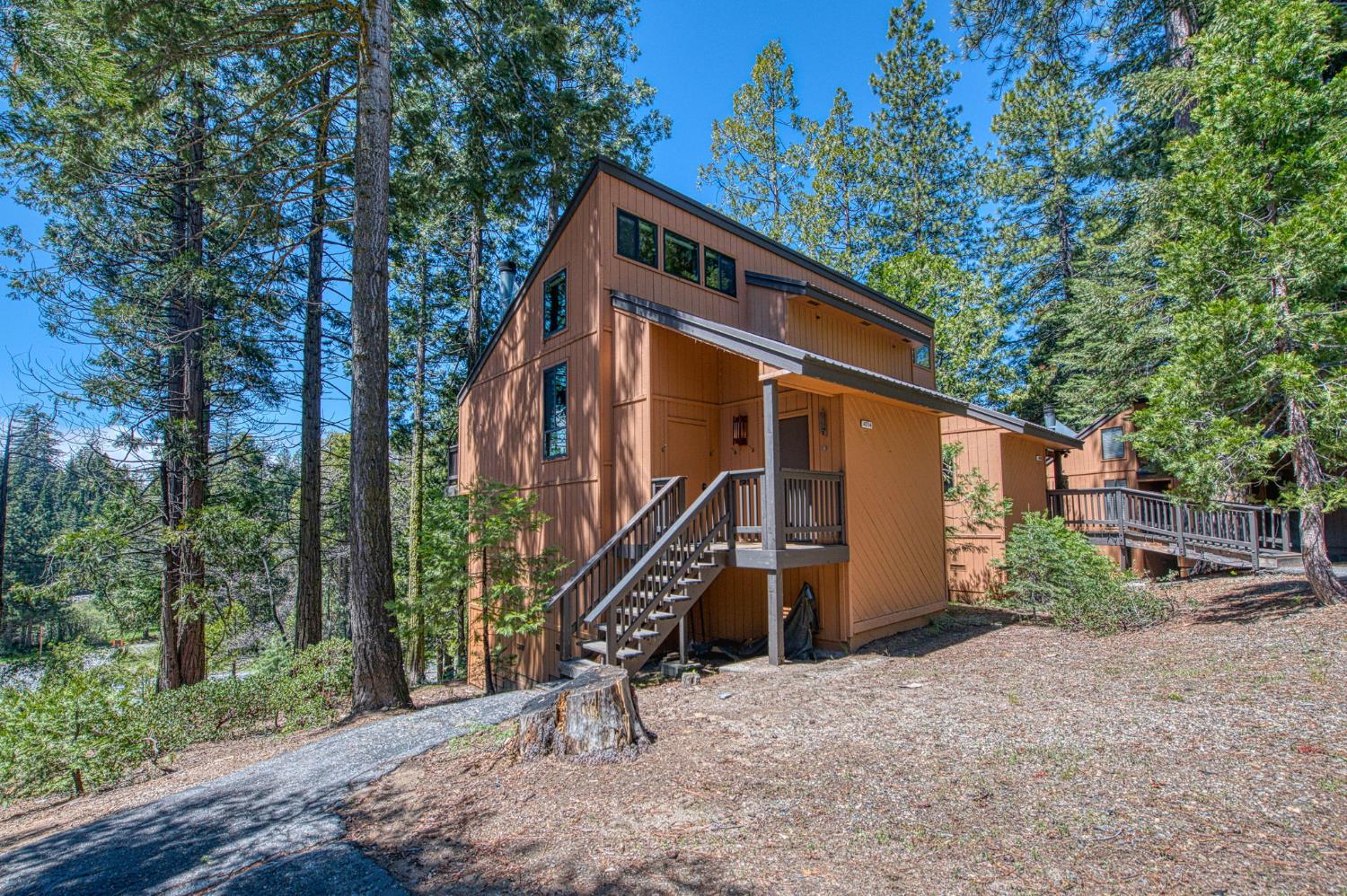 40794 Oakwoods Ln #97, Shaver Lake, CA 93664